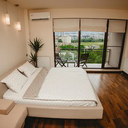 Sunny Hill Panorama - Napoca - Parcare Gratuita, Self Check In 24h, Aeroport 15 Minute! דירה קלוז'-נאפוקה