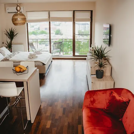Sunny Hill Panorama - Napoca - Parcare Gratuita, Self Check In 24h, Aeroport 15 Minute! Apartment