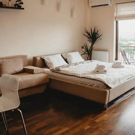 Apartment Sunny Hill Panorama - Napoca - Parcare Gratuita, Self Check In 24h, Aeroport 15 Minute!