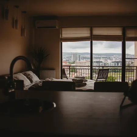 Apartment Sunny Hill Panorama - Napoca - Parcare Gratuita, Self Check In 24h, Aeroport 15 Minute!
